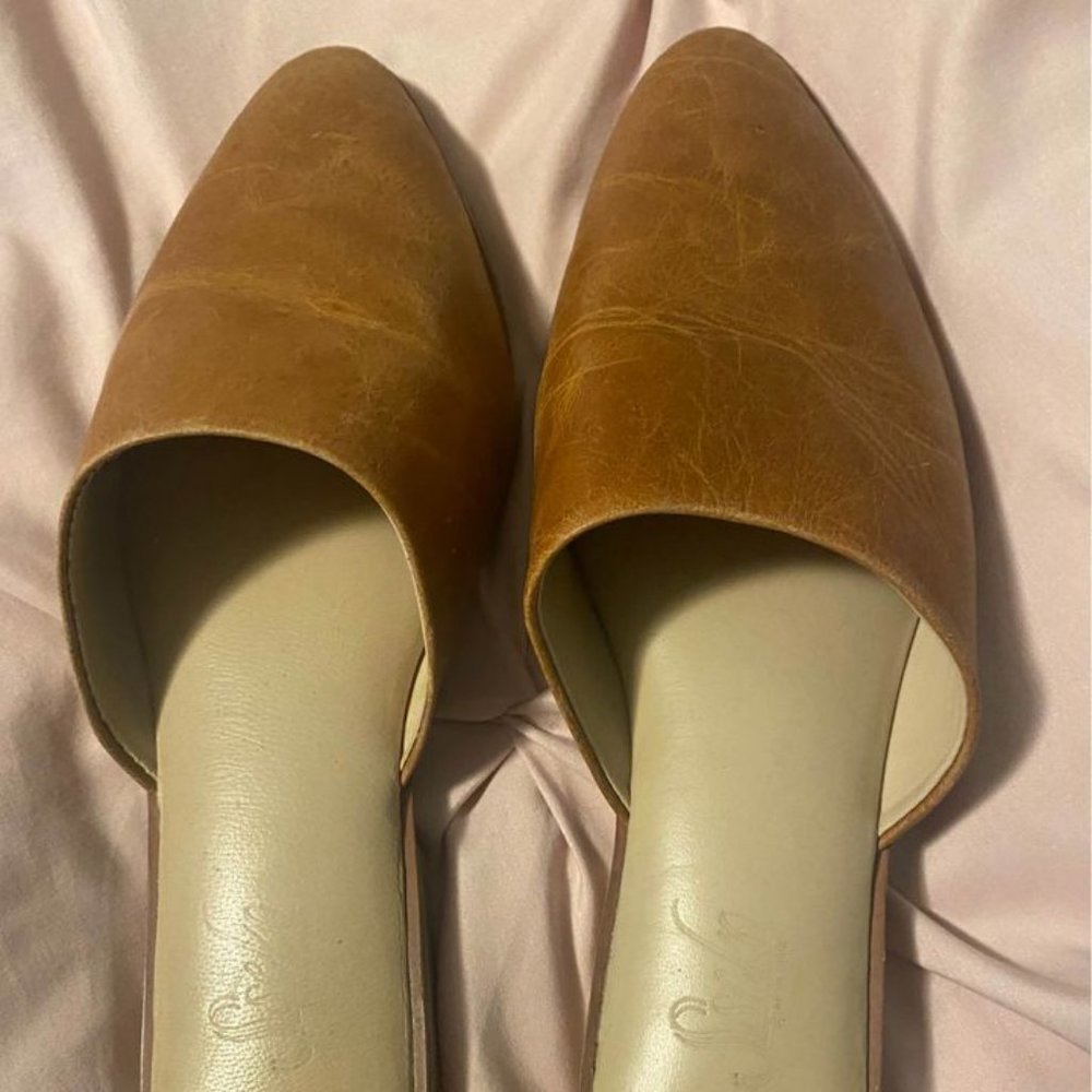 Sseko Chestnut Slides